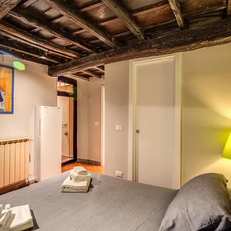 Apartment Cartari