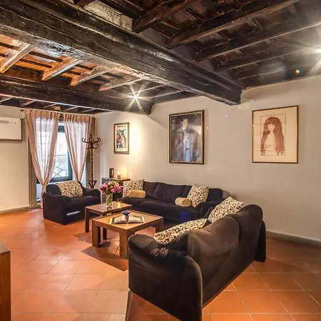 Cartari Apartment
