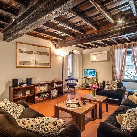 Apartment Cartari *