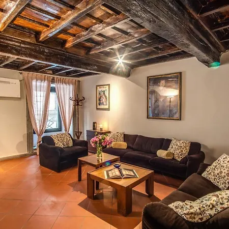 Apartment Cartari